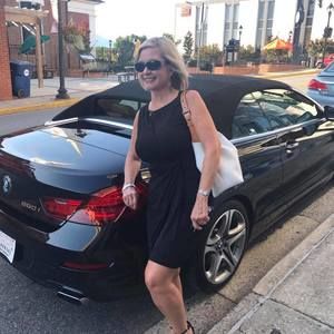 Meet your Posher, Debra